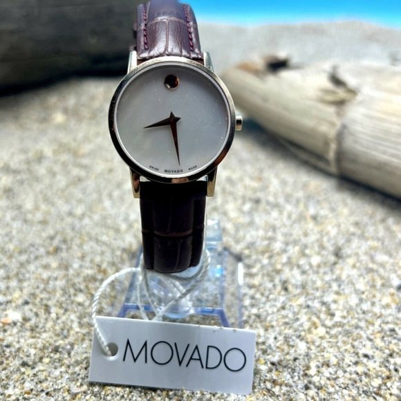 MOVADO Museum Classic 28.4MM QTZ White MOP Dial Women's Watch 0607352